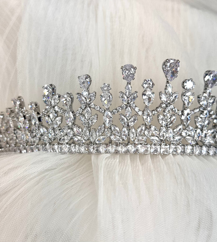 Tiffany Tiara | dESIGN by Conception