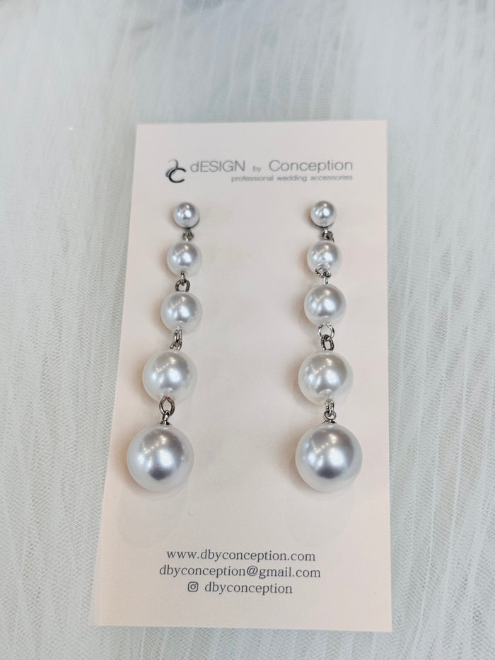 Leah Earrings | dESIGN by Conception