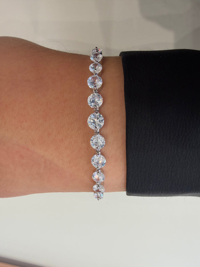 Serena Tennis Bracelet | Design by Conception