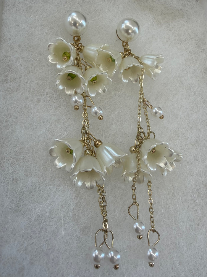 Tulip Earrings