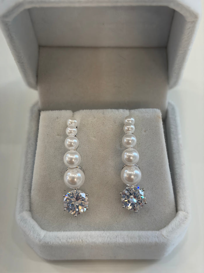 Gioa Earrings