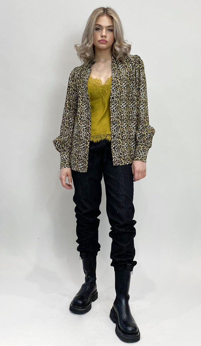Ava Leopard Glam Shirt Olive Oil*