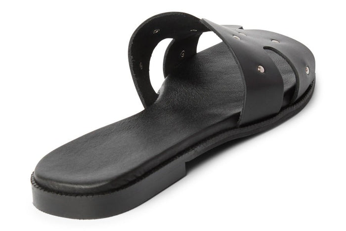 CH BREEZY BLACK - Crispins Shoes
