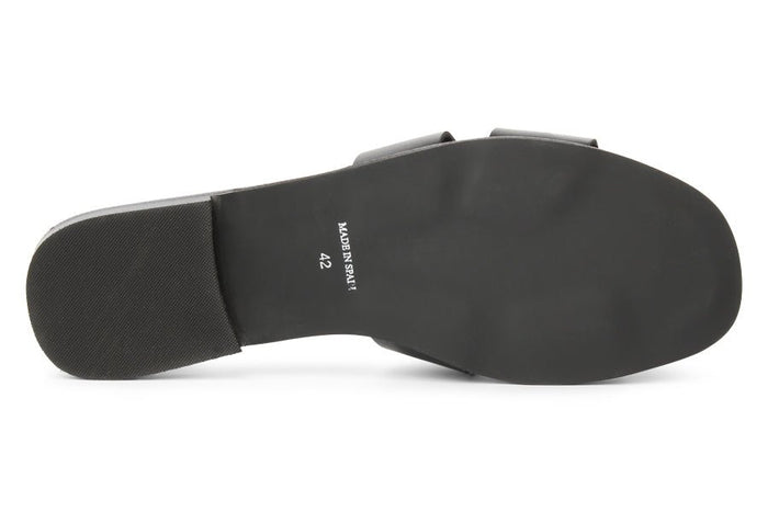 CH BREEZY BLACK - Crispins Shoes