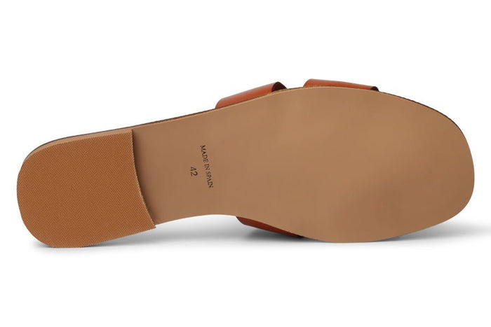 CH BREEZY TAN - Crispins Shoes