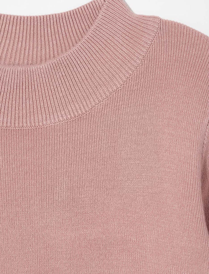 Chandail en tricot à col montant pour petite fille