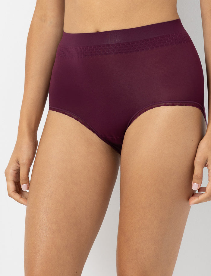Culotte taille haute à dentelle