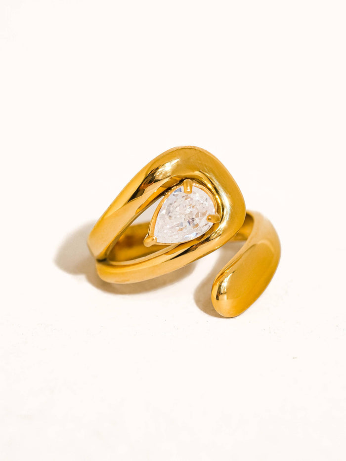 Curve Appeal Ring