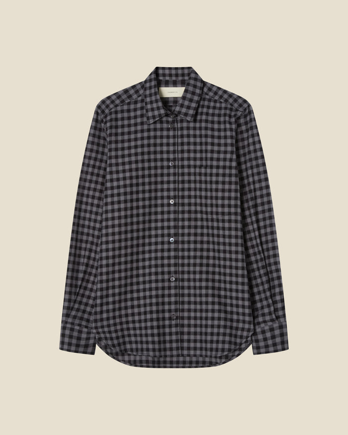 Elise Grey Black Flannel flat (beige background)