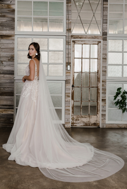 Frederike Cathedral Veil