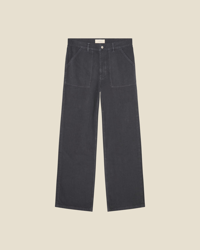 Genua Worker Chevron Anthracite flat (beige background)