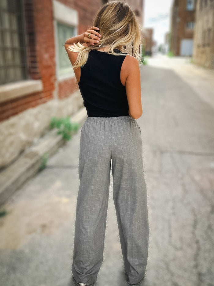 Good American The Pull On Trouser