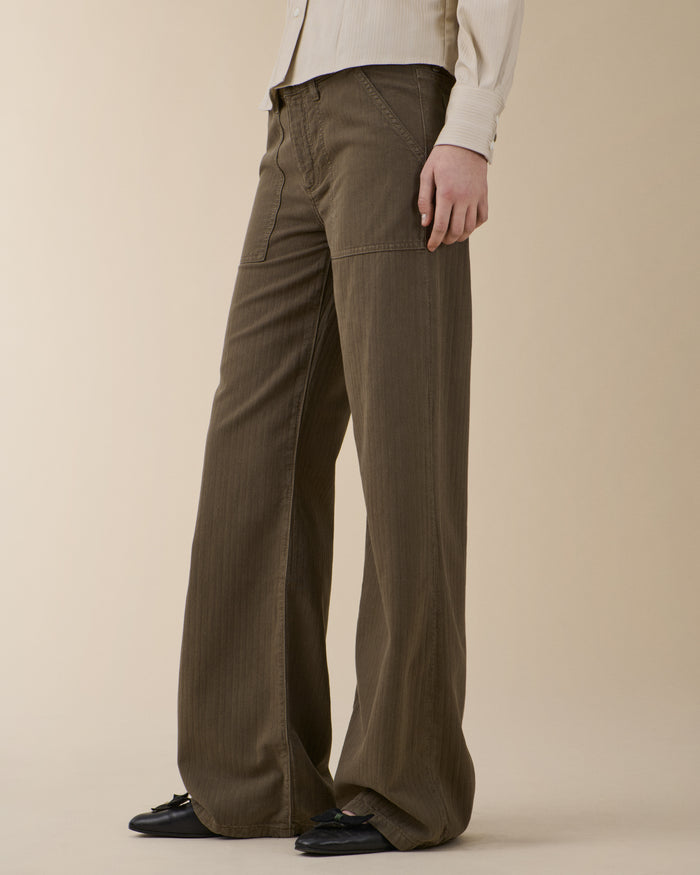 Guell Chevron Khaki Green
