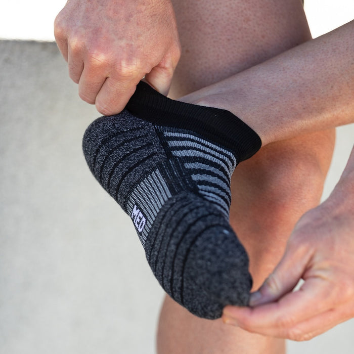 Lightfeet Performance Socks | Midweight | Ankle Length | Black