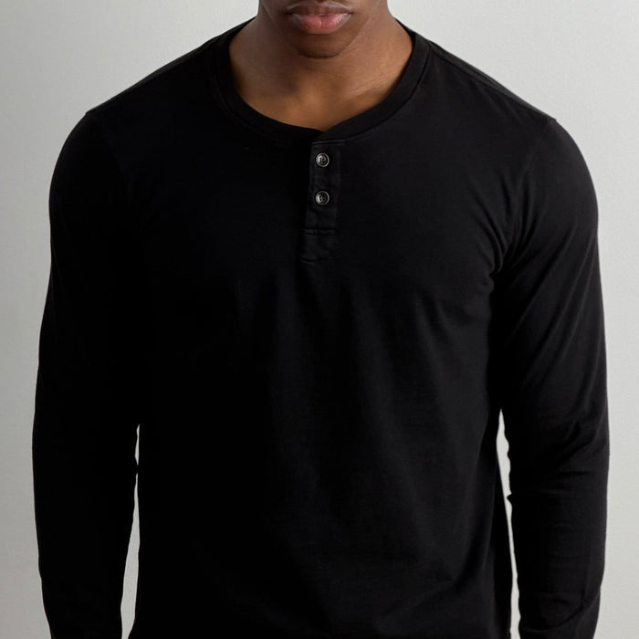 Los Feliz Crop Muscle Tee | Henley Long Sleeve T-Shirt Classic Black