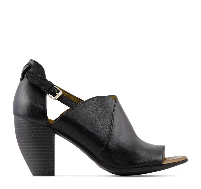 Miz Mooz Margo Heel - On The EDGE