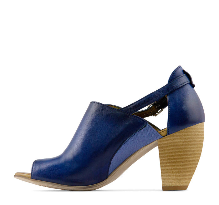 Miz Mooz Margo Heel - On The EDGE