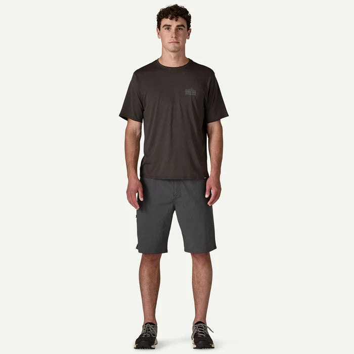 Patagonia Capilene Cool Daily Graphic Shirt | Strataspire: Black | Mens