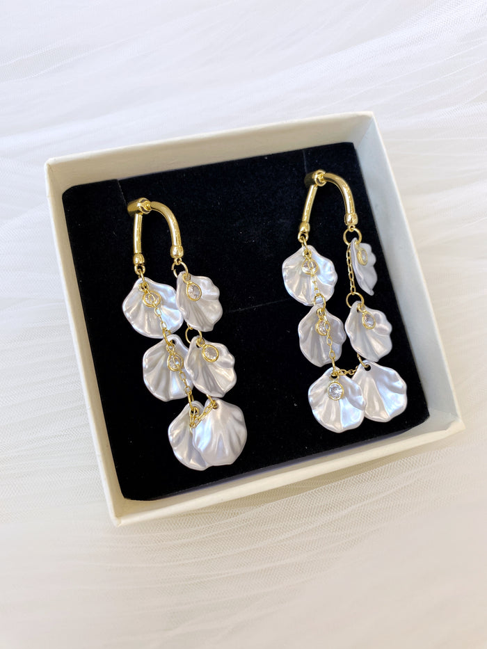Realita Earrings
