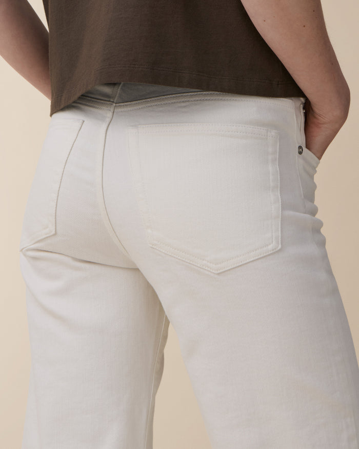 San Babila Natural White