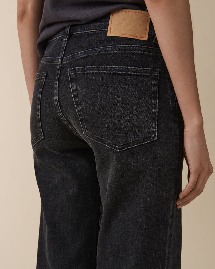 San Babila Washed Black