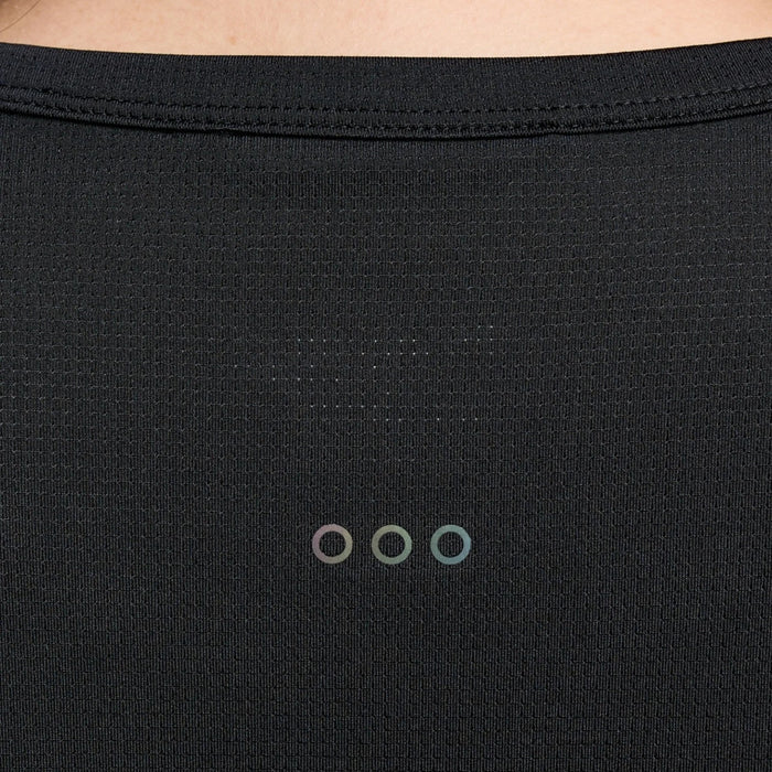 Saucony Stopwatch Short Sleeve Tee | Black | Womens