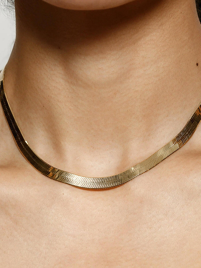 Sleek Situation Necklace