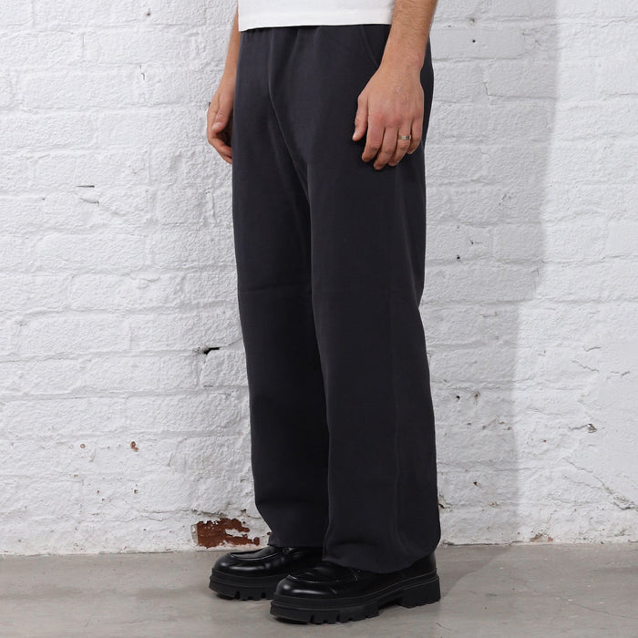 The Ludlow Crop Sweatpants Sweatpants Classic Black