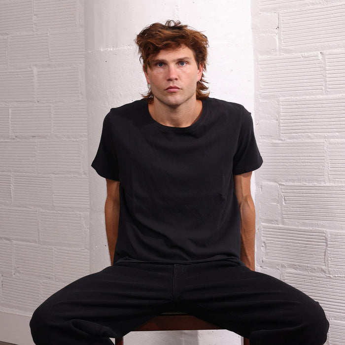 The Venice Half-Crop Tee T-Shirt Vintage Black