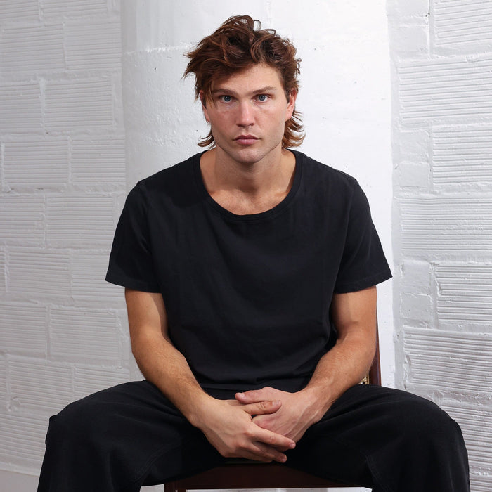 The Venice Half-Crop Tee T-Shirt Vintage Black
