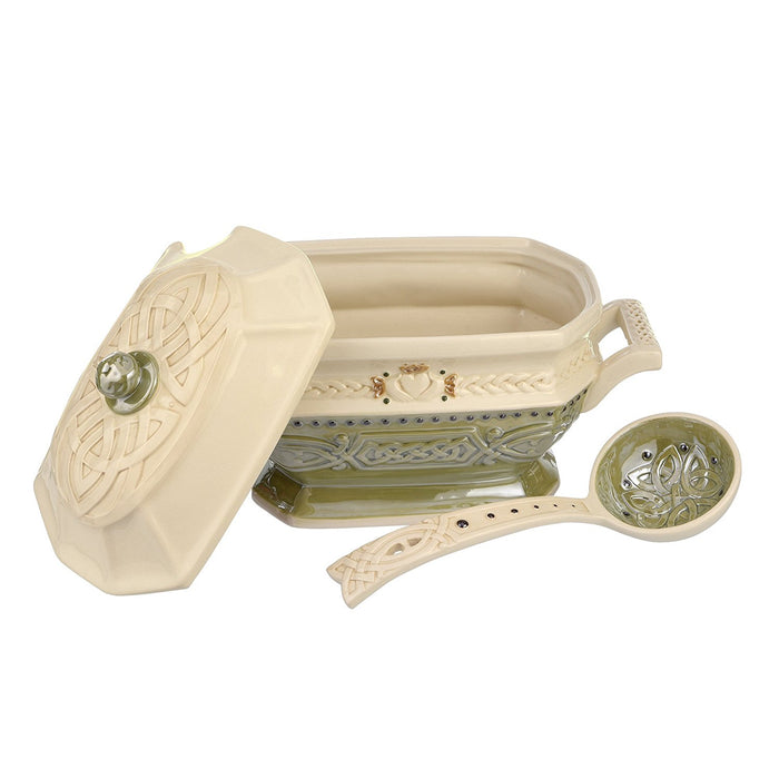 Tureen with Lid and Ladle Dish