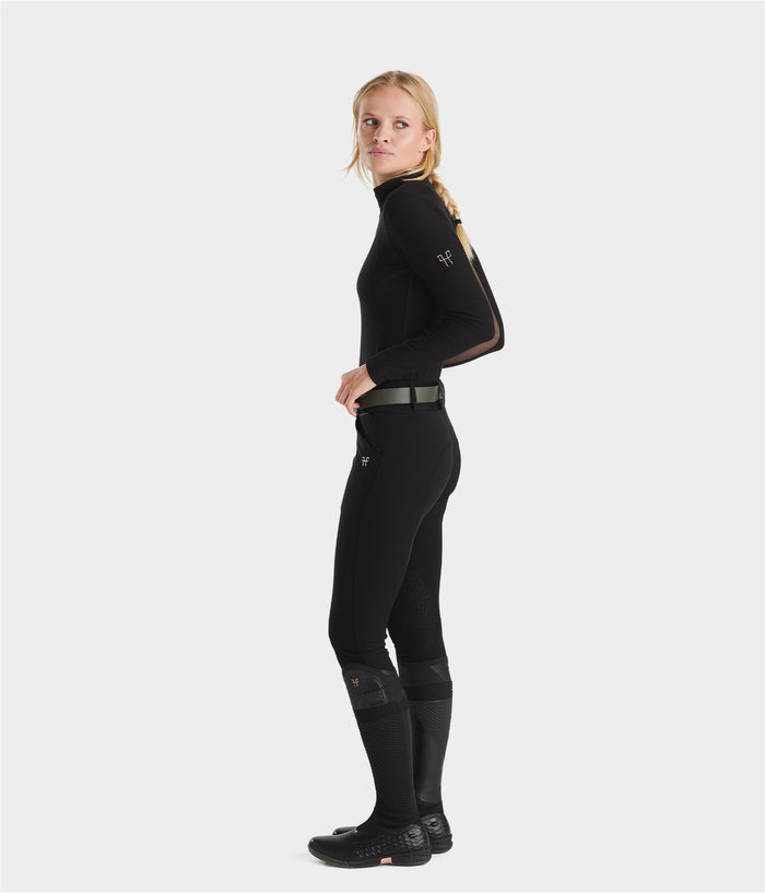 Black / 32